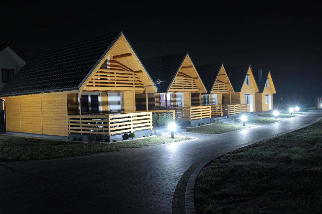 Vila Bialy Labedz Wilkow  Exteriér fotografie